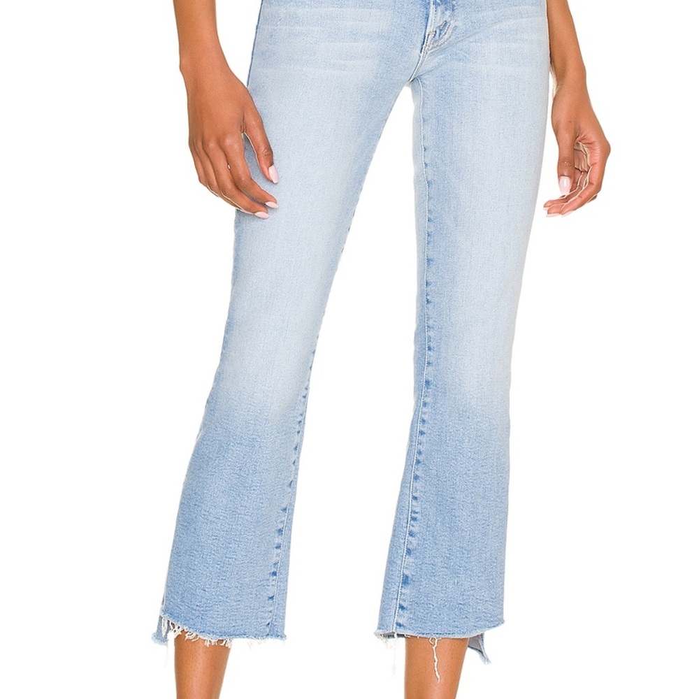 Mother Jeans- The Insider Crop Step Fray Jeans in Limited Edition